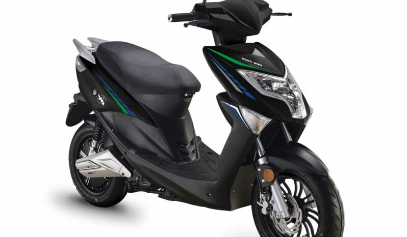 E-NEWPACH-TROIS-QUART-noir-1000x1000px-1